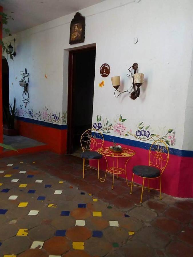 Отель La Hacienda Тлакепаке Экстерьер фото